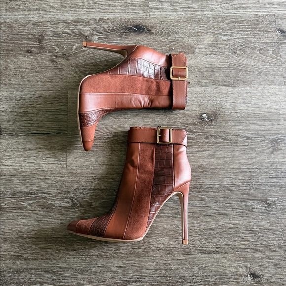 Shoe Dazzle Brown Textured Heeled Boots - Picture 2 of 10